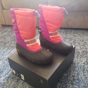Sorel youth size 6 youth cub afterglow bright plum insulated snow boots